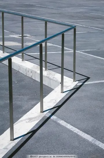 g75蘭海高速貴遵段護欄改造