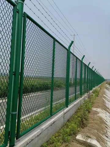 gbt高速護欄板尺寸