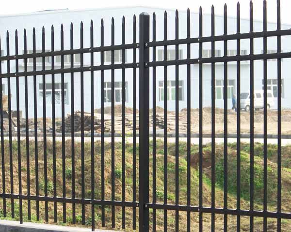 阿里巴巴高速護欄網