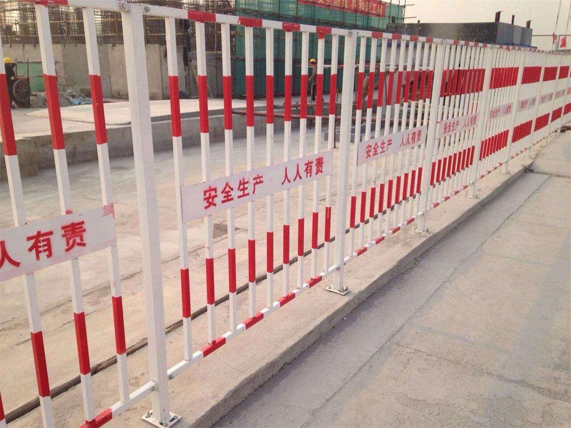 優質高速護欄立柱定做