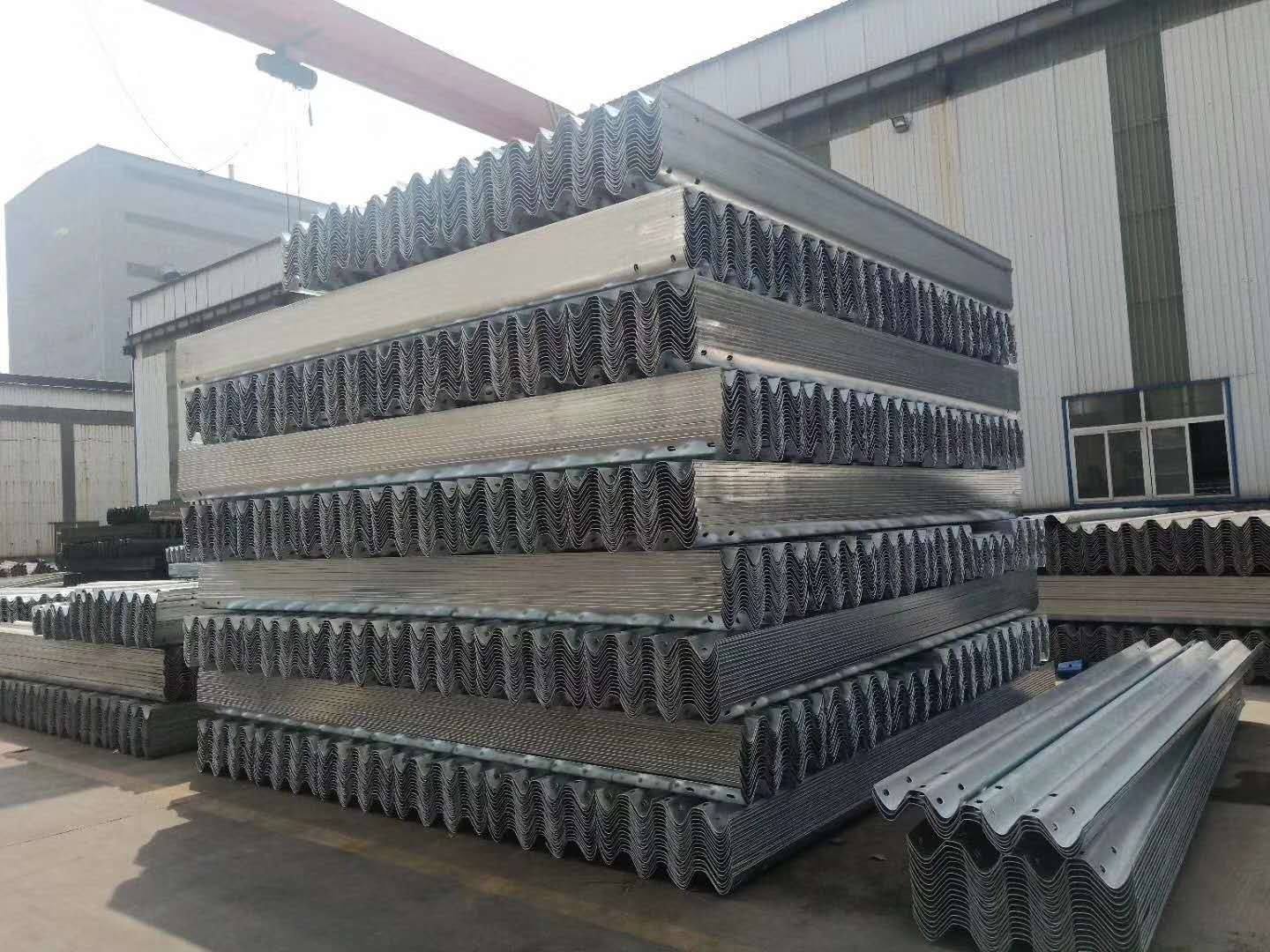 有實力的高速波形護欄