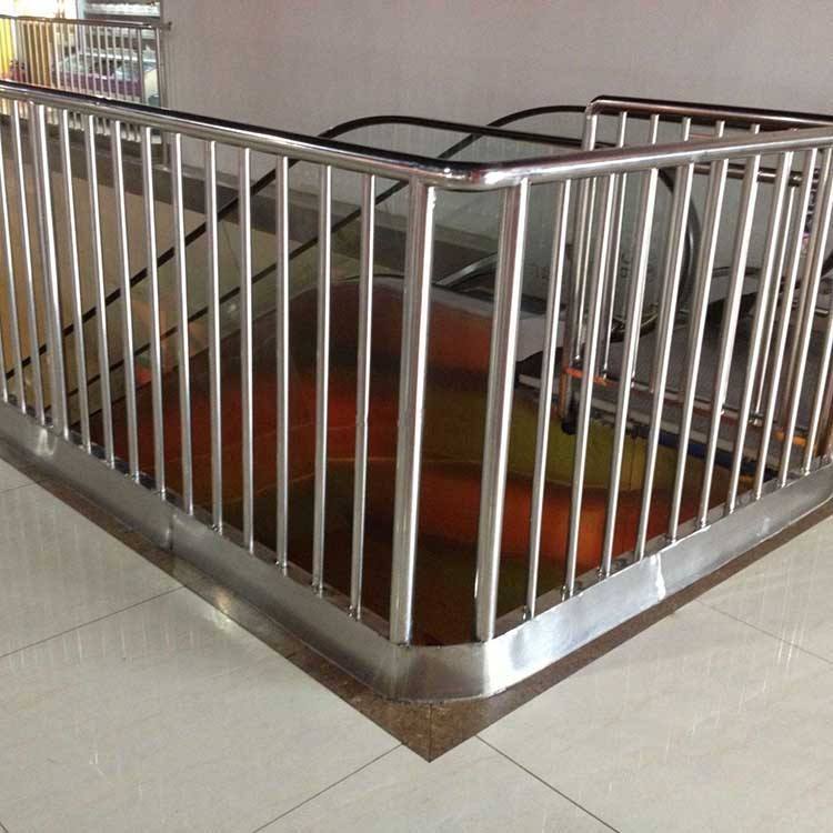 榆林高速公路護欄板立柱