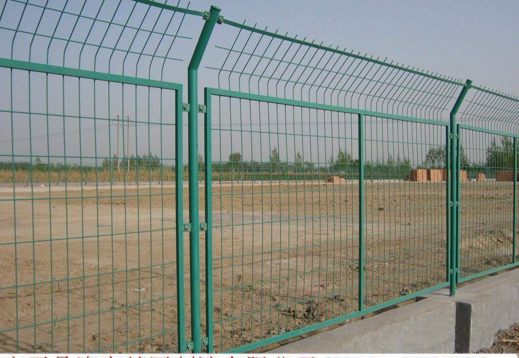 玉湛高速外護(hù)欄