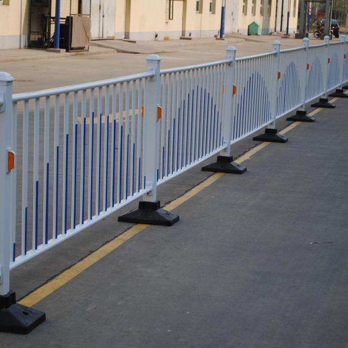 圓管高速公路護欄網(wǎng)廠優(yōu)質(zhì)供應(yīng)商