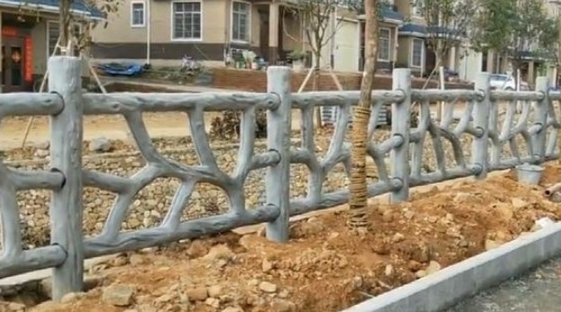 云浮高速波形護欄生產線