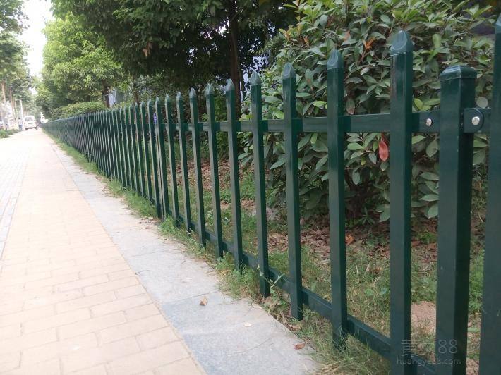 云南高速公路波型護(hù)欄板銷售