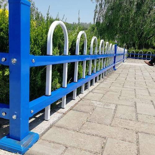 云南高速公路鍍鋅護(hù)欄