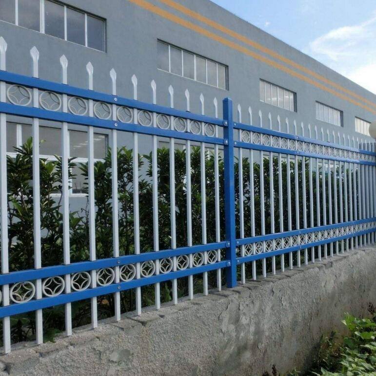 云南高速公路護(hù)欄