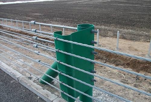 云南高速公路護欄定制