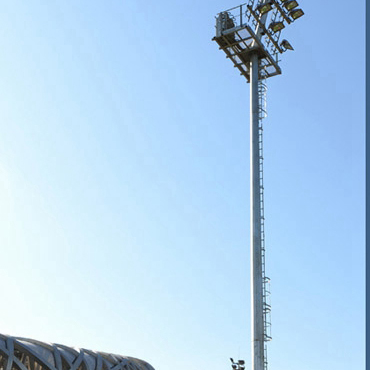 20米高信號塔塌陷