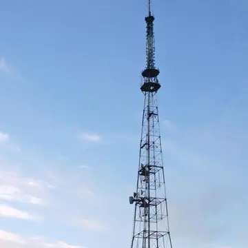 專業(yè)拆除信號塔的施工