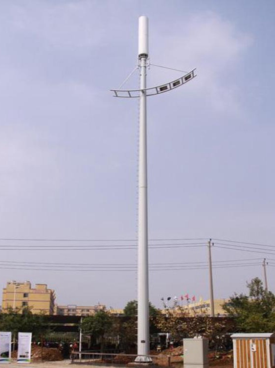 珠穆朗瑪峰上的通信塔