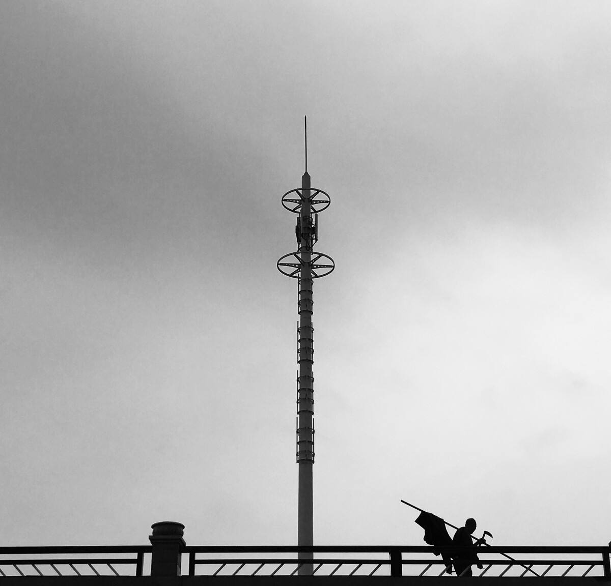 30米通訊塔施工費多