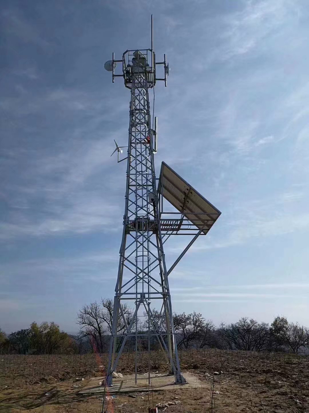 30米角鋼監控塔生產廠家，30米角鋼監控塔生產基地