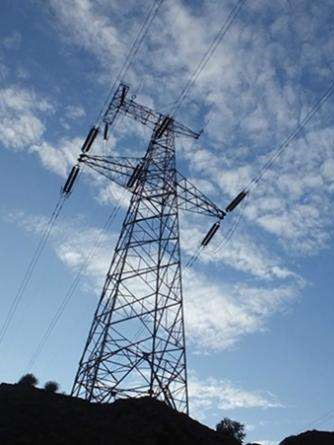 高架電力塔：現代電力